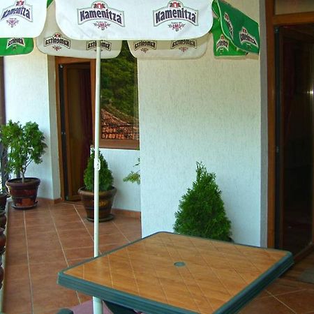 Family Hotel Silvestar Veliko Tărnovo Esterno foto