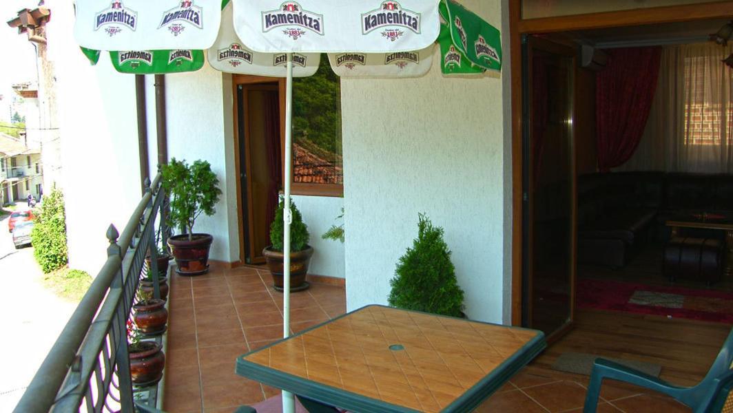 Family Hotel Silvestar Veliko Tărnovo Esterno foto
