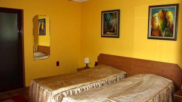 Family Hotel Silvestar Veliko Tărnovo Esterno foto